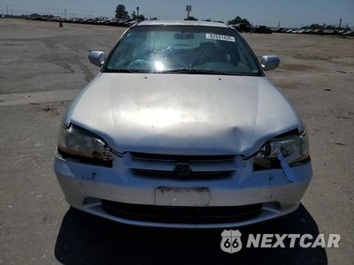 Piąte zdjęcie samochodu w środku: 2000 HONDA ACCORD LX VIN:1HGCG6656YA131035 - miniatura