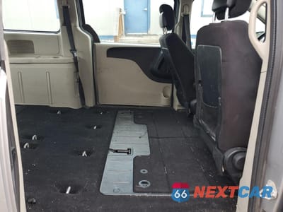 Zdjęcie 11 z 15 samochodu: 2014 DODGE GRAND CARAVAN SE VIN:2C4RDGBGXER187839 - miniatura