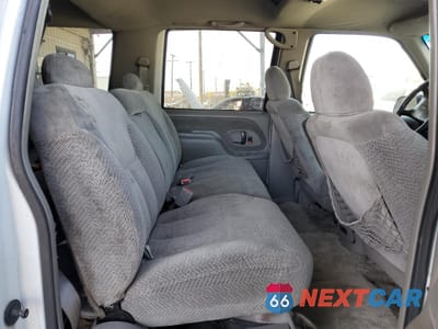 Zdjęcie 11 z 16 samochodu: 1995 CHEVROLET SUBURBAN C1500 VIN:3GNEC16K0SG117126 - miniatura