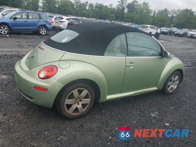 Trzecie zdjęcie samochodu z tyłu: 2006 VOLKSWAGEN NEW BEETLE CONVERTIBLE OPTION PACKAGE 1 VIN:3VWRG31Y87M402720 - miniatura