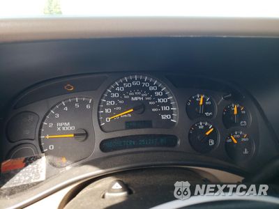 Zdjęcie 9 z 12 samochodu: 2003 CHEVROLET SUBURBAN K1500 VIN:1GNFK16Z53J241221 - miniatura
