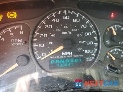 Zdjęcie 9 z 16 samochodu: 2002 CHEVROLET SUBURBAN K2500 VIN:3GNGK26GX2G132763 - miniatura