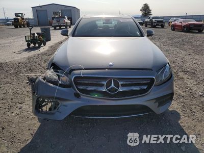 Piąte zdjęcie samochodu w środku: 2017 MERCEDES-BENZ E 300 4MATIC VIN:WDDZF4KB8HA096371 - miniatura