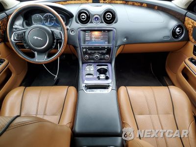 Zdjęcie 8 z 12 samochodu: 2011 JAGUAR XJL VIN:SAJWA2GB6BLV13752 - miniatura