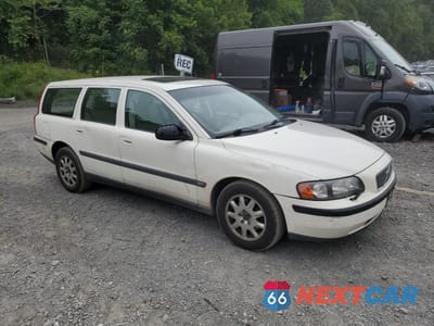 Czwarte zdjęcie samochodu z boku: 2002 VOLVO V70 VIN:YV1SW61R221262603 - miniatura