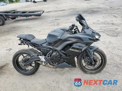 2024 KAWASAKI EX650 R ML5EXER17RDAD4249 - główne zdjęcie licytacji z USA - miniatura