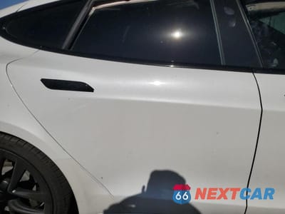 Zdjęcie 10 z 12 samochodu: 2023 TESLA MODEL S VIN:5YJSA1E5XPF517849 - miniatura