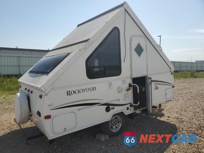 Czwarte zdjęcie samochodu z boku: 2011 ROCKWOOD TRAILER VIN:4X4CPR211BD282352 - miniatura