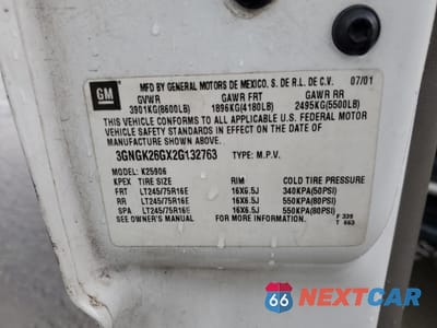 Zdjęcie 14 z 16 samochodu: 2002 CHEVROLET SUBURBAN K2500 VIN:3GNGK26GX2G132763 - miniatura