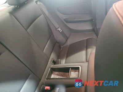 Zdjęcie 10 z 13 samochodu: 2010 BMW 128 I VIN:WBAUP7C53AVF07833 - miniatura