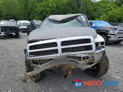 Piąte zdjęcie samochodu w środku: 1994 DODGE RAM 2500 VIN:1B7KF26C2RS571155 - miniatura