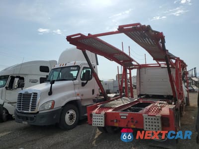 Czwarte zdjęcie samochodu z boku: 2022 VOLVO VAH CAR CARRIER TRUCK VIN:4V5RC9EH6NN297156 - miniatura