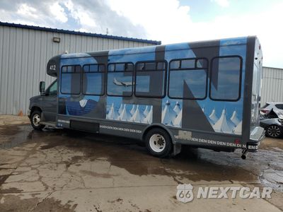 Drugie zdjęcie samochodu z przodu: 2022 FORD ECONOLINE E450 SUPER DUTY CUTAWAY VAN VIN:1FDFE4FNXNDC37760 - miniatura