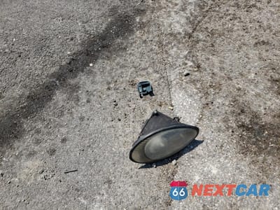 Zdjęcie 12 z 15 samochodu: 1996 FORD TAURUS GL VIN:1FALP52U8TG278359 - miniatura