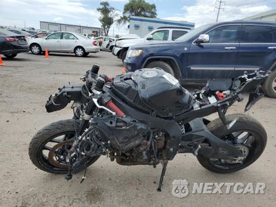 Trzecie zdjęcie samochodu z tyłu: 2021 YAMAHA YZFR1 VIN:JYARN66E6MA001244 - miniatura