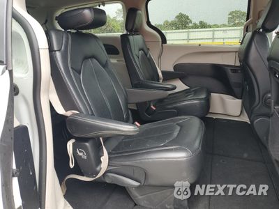 Zdjęcie 11 z 15 samochodu: 2022 CHRYSLER PACIFICA TOURING L VIN:2C4RC1BGXNR140651 - miniatura