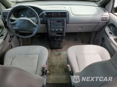 Zdjęcie 8 z 13 samochodu: 2002 CHEVROLET VENTURE ECONOMY VIN:1GNDU23E22D166371 - miniatura