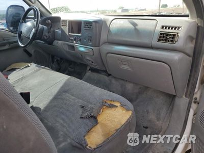 Zdjęcie 8 z 12 samochodu: 2003 FORD F250 SUPER DUTY VIN:1FTNF20L53EA32881 - miniatura
