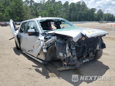 Czwarte zdjęcie samochodu z boku: 2011 FORD F150 SUPERCREW VIN:1FTFW1CF2BKD17087 - miniatura