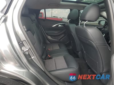 Zdjęcie 11 z 15 samochodu: 2019 INFINITI QX30 PURE VIN:SJKCH5CP4KA010228 - miniatura