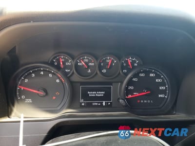Zdjęcie 9 z 14 samochodu: 2024 CHEVROLET SILVERADO C3500 VIN:1GB3WRE78RF396893 - miniatura