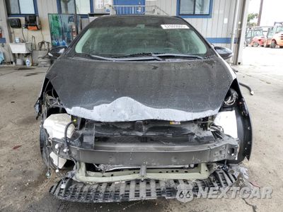 Piąte zdjęcie samochodu w środku: 2018 TOYOTA PRIUS C VIN:JTDKDTB39J1606558 - miniatura