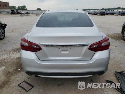 Zdjęcie 6 z 16 samochodu: 2018 NISSAN ALTIMA 2.5 VIN:1N4AL3AP0JC472892 - miniatura