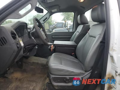 Zdjęcie 7 z 12 samochodu: 2013 FORD F450 SUPER DUTY VIN:1FDUF4GY0DEB65201 - miniatura