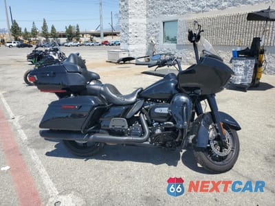 2021 HARLEY-DAVIDSON FLTRK 1HD1KZF22MB642451 - główne zdjęcie licytacji z USA - miniatura
