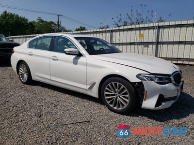 Czwarte zdjęcie samochodu z boku: 2022 BMW 530 XI VIN:WBA13BJ00NCK88658 - miniatura