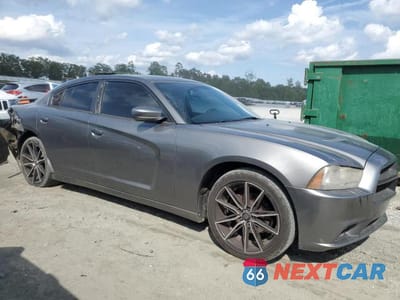 Czwarte zdjęcie samochodu z boku: 2011 DODGE CHARGER VIN:2B3CL3CG1BH504362 - miniatura