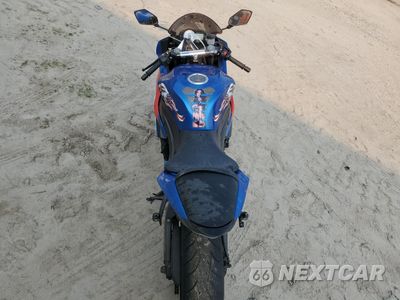 Zdjęcie 6 z 10 samochodu: 2009 KAWASAKI ZX600 R VIN:JKAZX4R199A012316 - miniatura