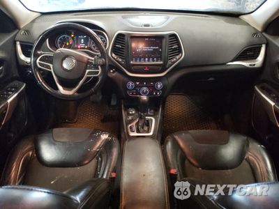 Zdjęcie 8 z 15 samochodu: 2018 JEEP CHEROKEE LATITUDE PLUS VIN:1C4PJMLB8JD530601 - miniatura