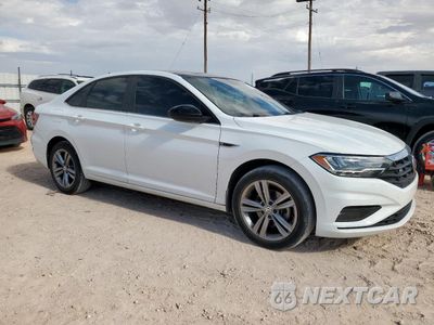 Czwarte zdjęcie samochodu z boku: 2019 VOLKSWAGEN JETTA S VIN:3VWC57BU2KM103151 - miniatura