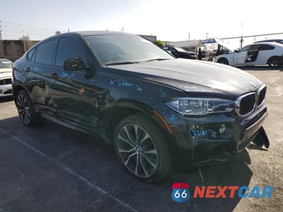 Czwarte zdjęcie samochodu z boku: 2018 BMW X6 XDRIVE35I VIN:5UXKU2C56J0Z62755 - miniatura