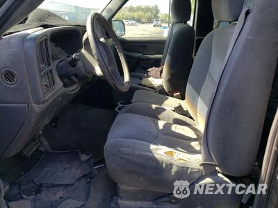 Zdjęcie 7 z 12 samochodu: 2004 CHEVROLET SILVERADO C1500 VIN:2GCEC19V241110415 - miniatura