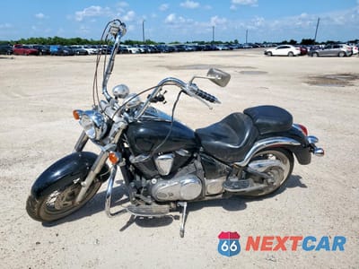 Trzecie zdjęcie samochodu z tyłu: 2009 KAWASAKI VN900 B VIN:JKAVN2B139A045010 - miniatura