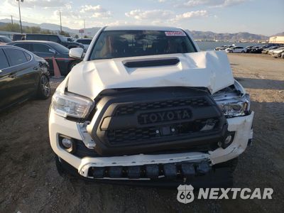Piąte zdjęcie samochodu w środku: 2023 TOYOTA TACOMA DOUBLE CAB VIN:3TYAZ5CN5PT037636 - miniatura