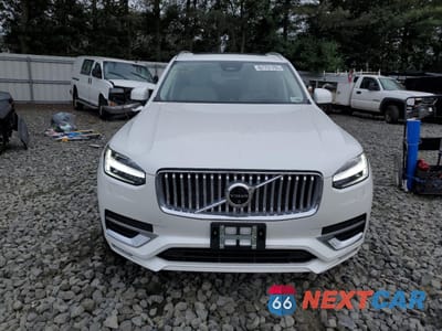 Piąte zdjęcie samochodu w środku: 2025 VOLVO XC90 ULTRA VIN:YV4062JF1S1292703 - miniatura