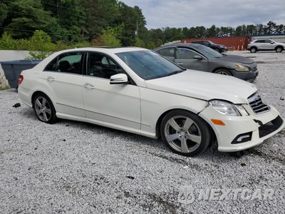 Czwarte zdjęcie samochodu z boku: 2010 MERCEDES-BENZ E 350 VIN:WDDHF5GB5AA128340 - miniatura