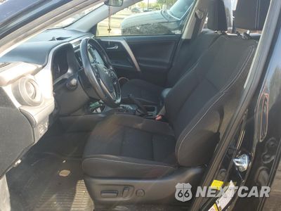 Zdjęcie 7 z 13 samochodu: 2018 TOYOTA RAV4 ADVENTURE VIN:JTMWFREV7JD130465 - miniatura