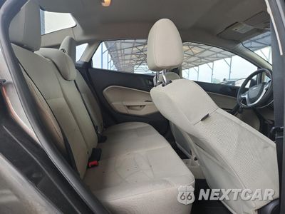 Zdjęcie 10 z 12 samochodu: 2018 FORD FIESTA SE VIN:3FADP4BJ6JM111280 - miniatura