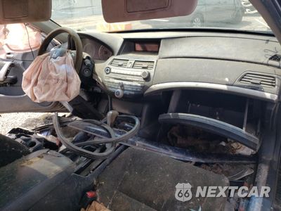Zdjęcie 8 z 13 samochodu: 2012 HONDA ACCORD EX VIN:1HGCS1B70CA006145 - miniatura