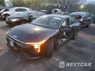 2025 KIA K4 LX 3KPFT4DE6SE088450 - główne zdjęcie licytacji z USA - miniatura