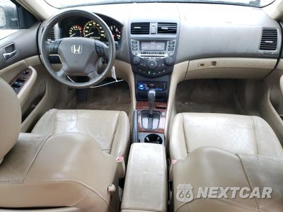 Zdjęcie 8 z 13 samochodu: 2007 HONDA ACCORD EX VIN:1HGCM56897A013069 - miniatura