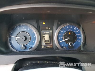 Zdjęcie 9 z 14 samochodu: 2018 TOYOTA SIENNA LE VIN:5TDKZ3DC0JS918558 - miniatura