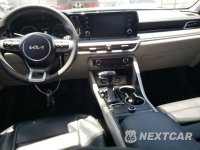 Zdjęcie 8 z 12 samochodu: 2022 KIA K5 LXS VIN:5XXG14J27NG156609 - miniatura