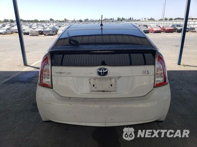Zdjęcie 6 z 14 samochodu: 2013 TOYOTA PRIUS VIN:JTDKN3DU3D5637868 - miniatura