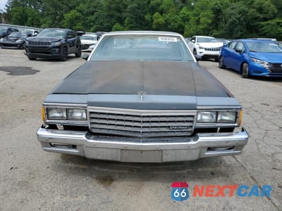 Piąte zdjęcie samochodu w środku: 1984 CHEVROLET CAPRICE CLASSIC VIN:1G1AN69H9EX120047 - miniatura