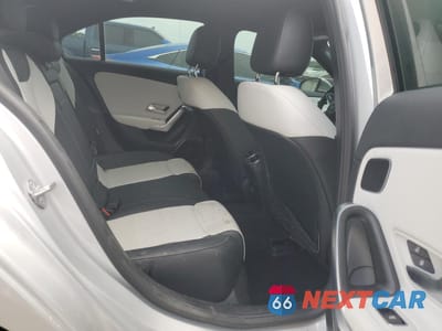 Zdjęcie 10 z 16 samochodu: 2021 MERCEDES-BENZ A 220 4MATIC VIN:W1K3G4FBXMJ291914 - miniatura